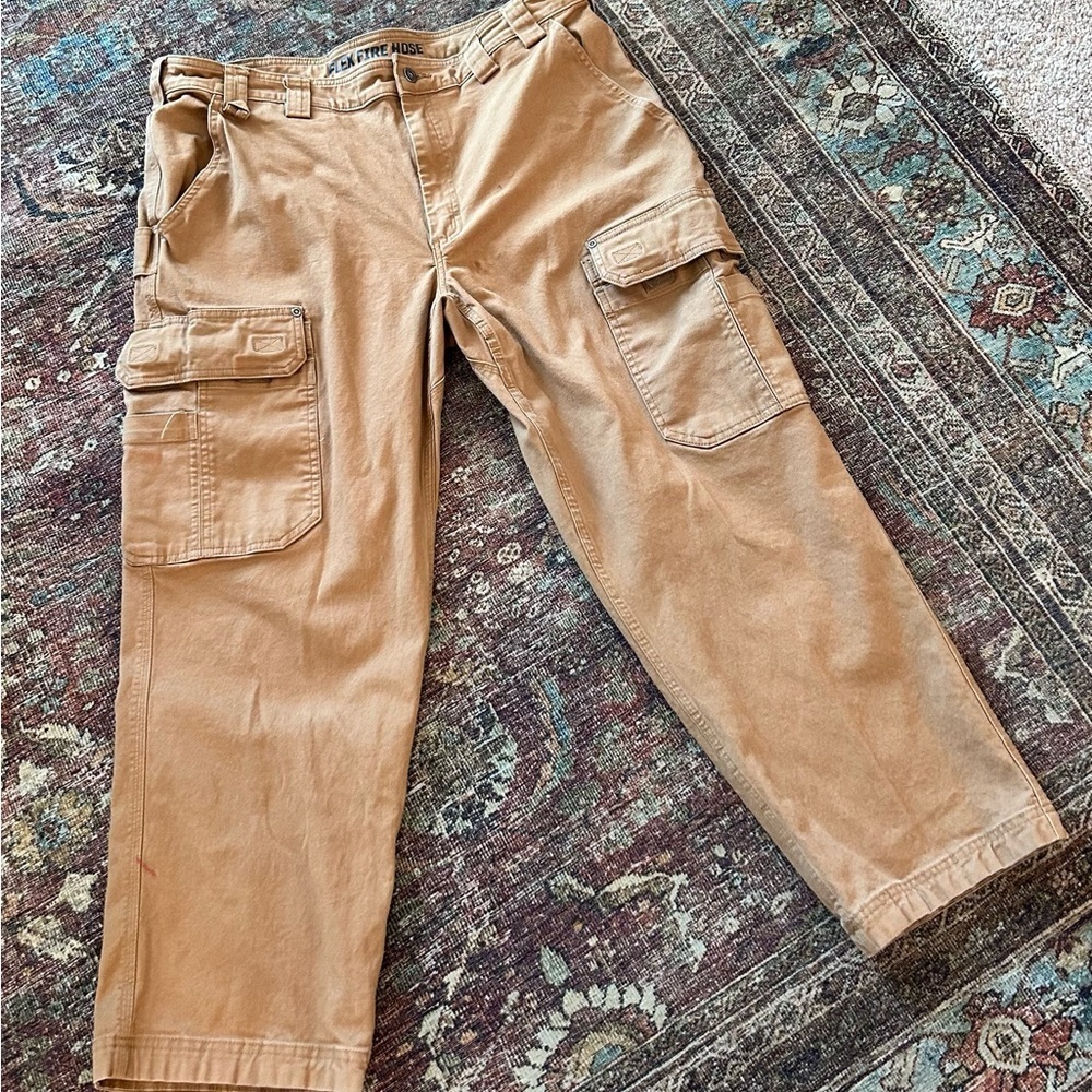 Duluth Trading Co Flex Fire Hose Relaxed Fit Cargo Pants

Size 40x28